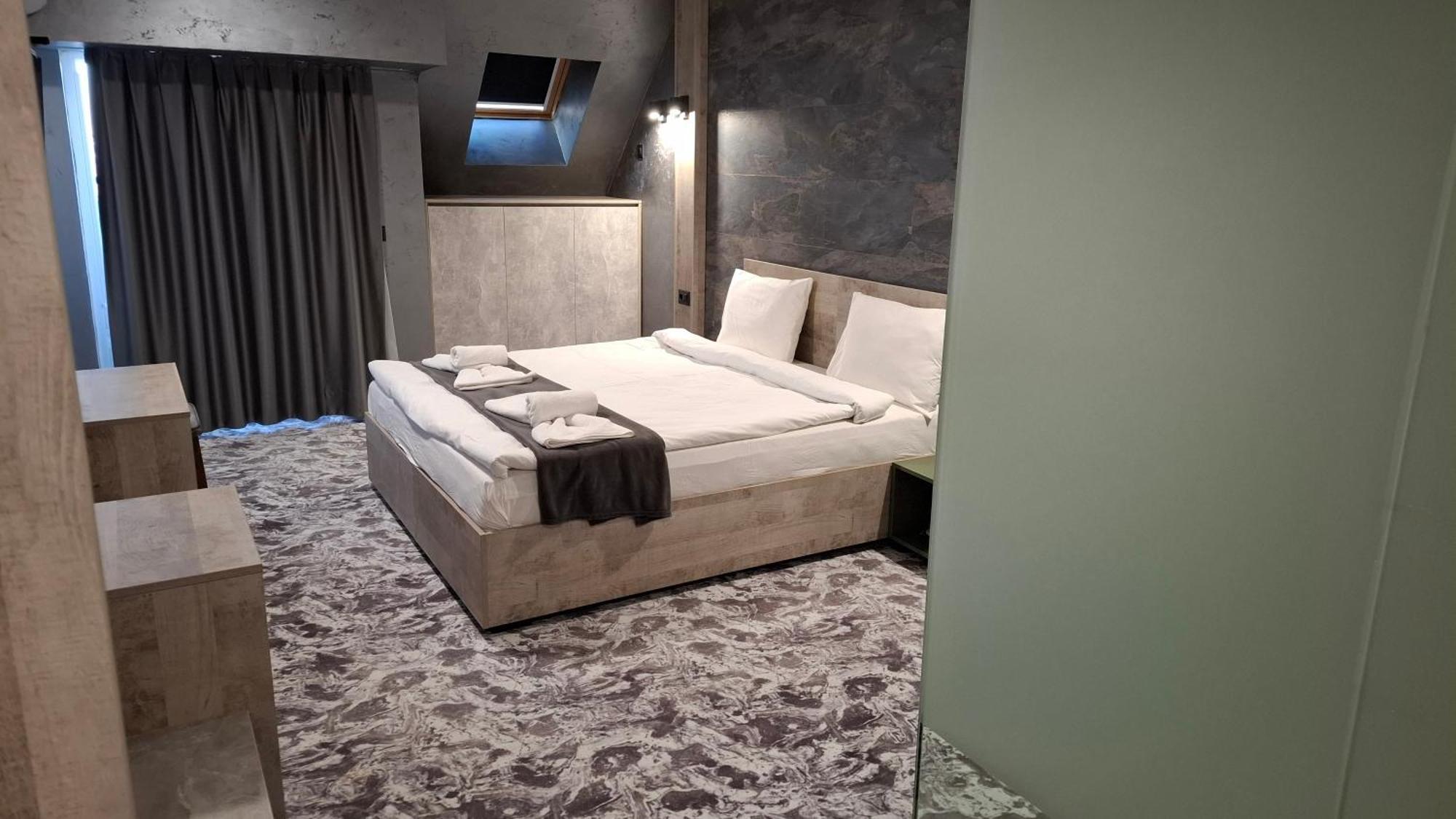Aparthotel Rcr Einstein 2